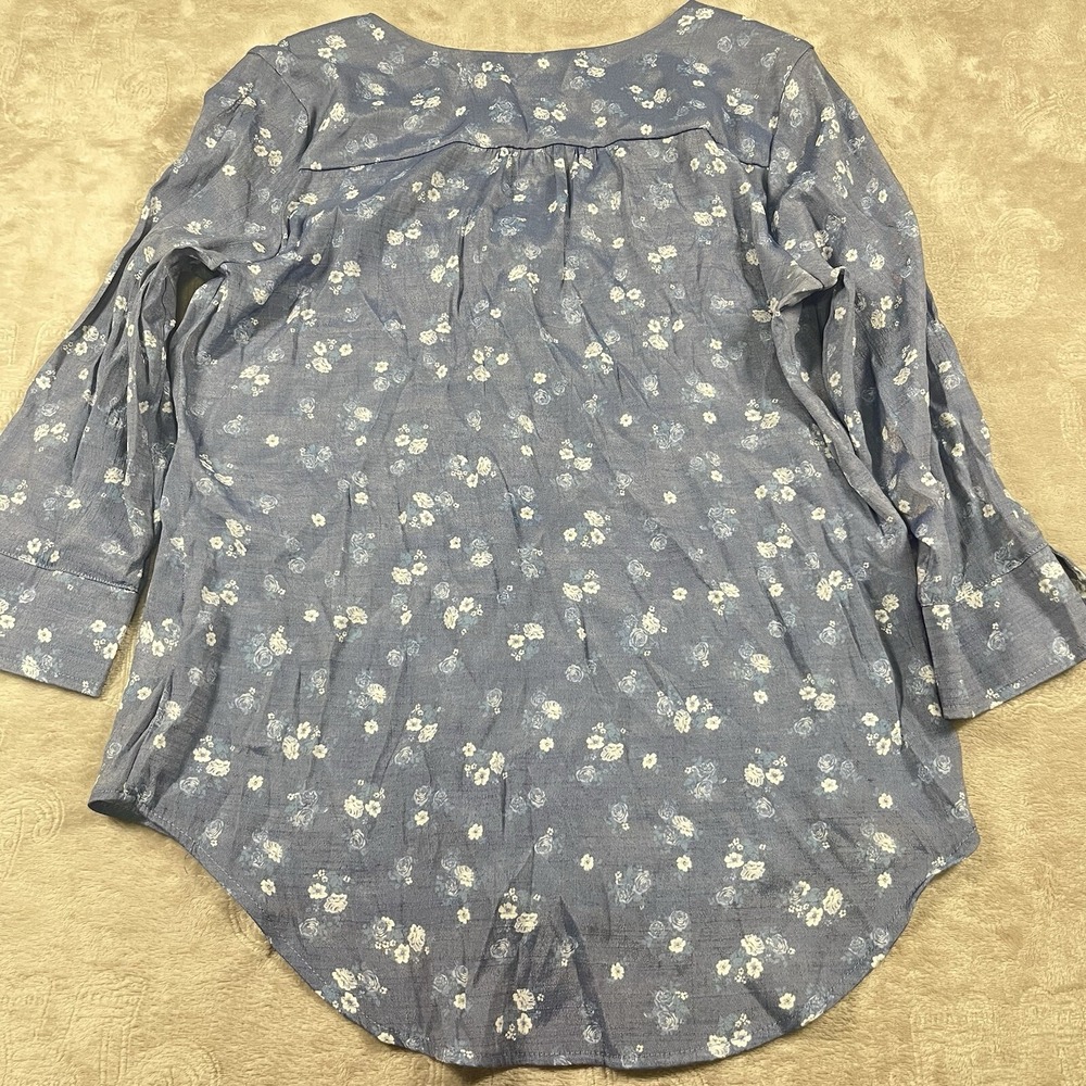 COMO BLU Floral Top Womens Med White‎ Blue V Neck Cottage Peasant 3/4 Sleeve - Picture 6 of 7